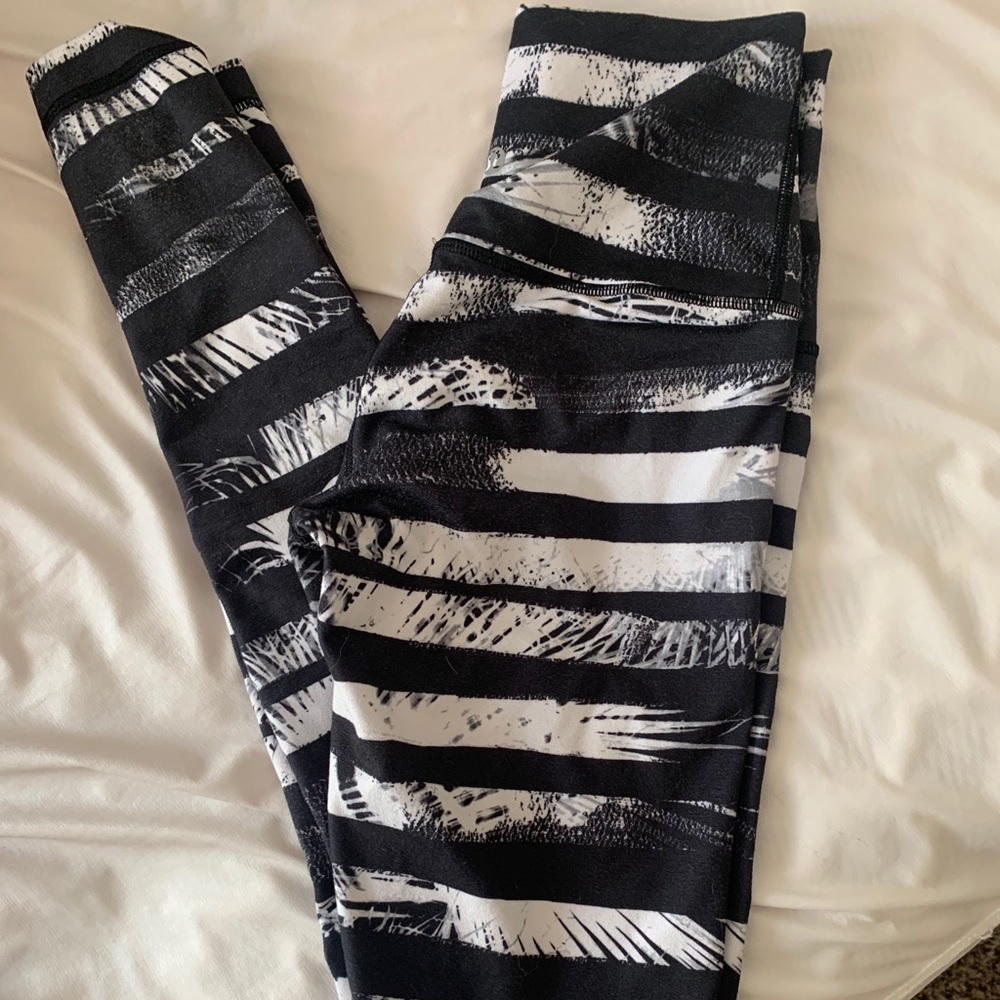 Lululemon Size 4